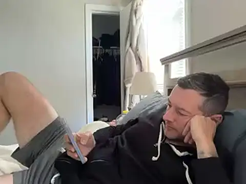 Snapshot of moon-boy chatting on 11, 9, 2025 moon-boy online show from 11, 9, 2025