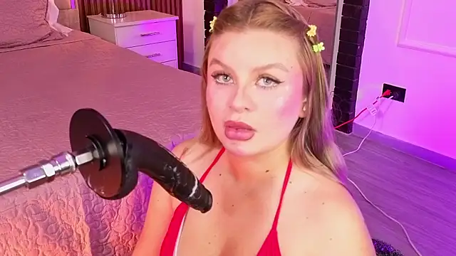 Snapshot of LolaAngellx chatting on 13, 7, 2026 LolaAngellx online show from 13, 7, 2026