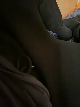 Snapshot of Dvddd chatting on 28, 11, 2025 Dvddd online show from 28, 11, 2025