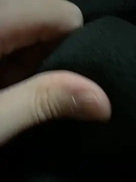 Snapshot of Dvddd chatting on 30, 11, 2025 Dvddd online show from 30, 11, 2025