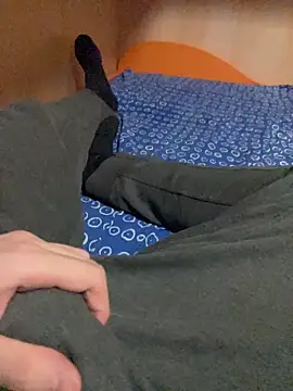 Snapshot of Dvddd chatting on 2, 12, 2025 Dvddd online show from 2, 12, 2025