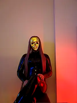 NoraInMask online show from 2, 3, 2025