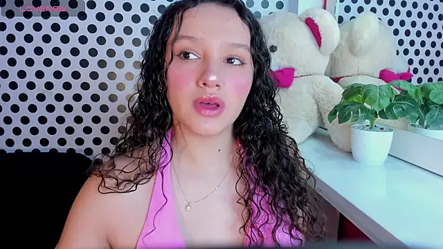 LucyLovelyy online show from 20, 1, 2025