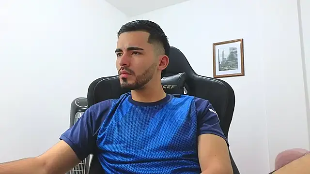 Massimoo 07 online show from 2, 1, 2025