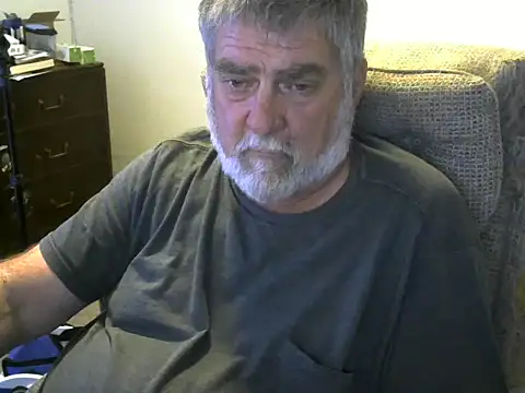 Snapshot of viejo_oso chatting on 15, 9, 2025 viejo oso online show from 15, 9, 2025