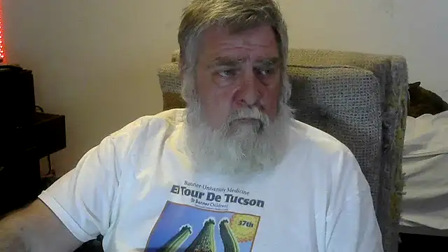 Snapshot of viejo_oso chatting on 16, 5, 2026 viejo oso online show from 16, 5, 2026