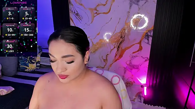 stefany duque1  online show from 28, 2, 2026