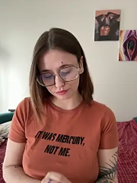 Sabrina shells online show from 4, 4, 2026