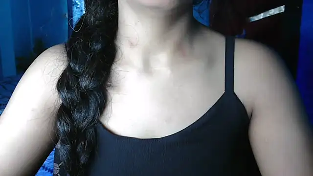 Snapshot of Somiya87 chatting on 28, 4, 2026 Somiya87 online show from 28, 4, 2026