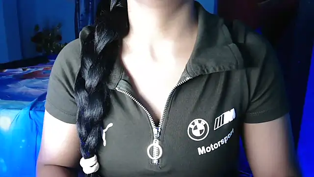 Snapshot of Somiya87 chatting on 11, 5, 2026 Somiya87 online show from 11, 5, 2026