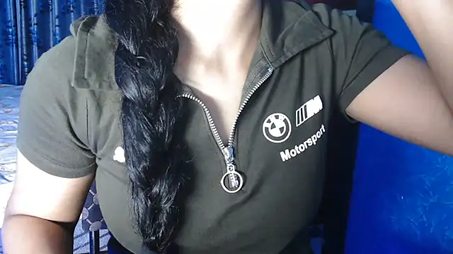 Snapshot of Somiya87 chatting on 30, 6, 2026 Somiya87 online show from 30, 6, 2026