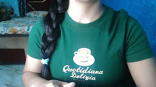 Snapshot of Somiya87 chatting on 25, 7, 2026 Somiya87 online show from 25, 7, 2026