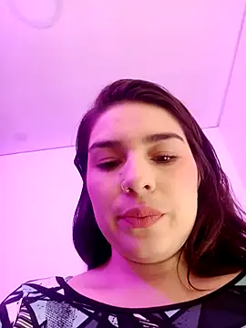 Snapshot of VictoriaMolina chatting on 12, 11, 2025 VictoriaMolina online show from 12, 11, 2025