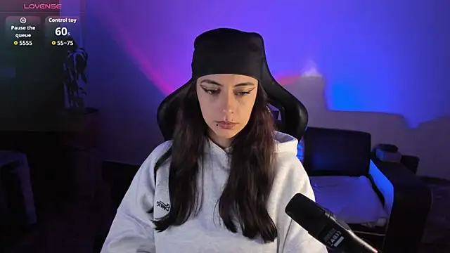 nala-saphir online show from 18, 12, 2025