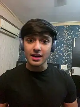 sunny49477 online show from 1, 2, 2025