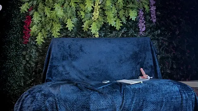 Snapshot of Samantha__cooper chatting on 19, 2, 2025 Samantha  cooper online show from 19, 2, 2025