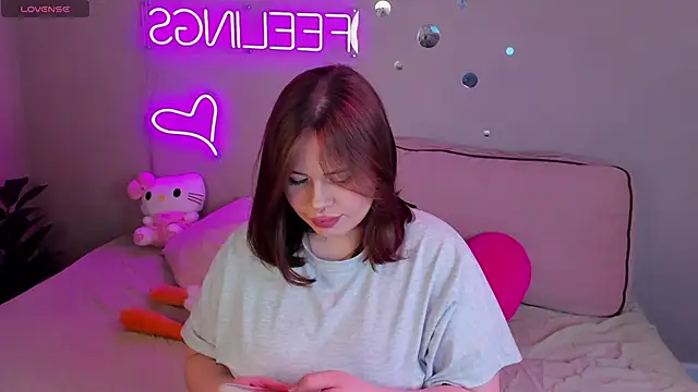 Snapshot of EricaElliott chatting on 9, 5, 2026 EricaElliott online show from 9, 5, 2026