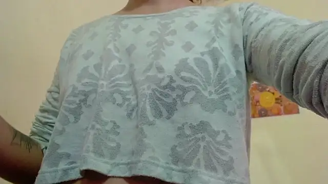 Snapshot of Maam_Ine chatting on 8, 10, 2025 Maam Ine online show from 8, 10, 2025