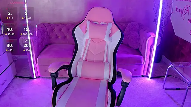 evanew  online show from 9, 10, 2025