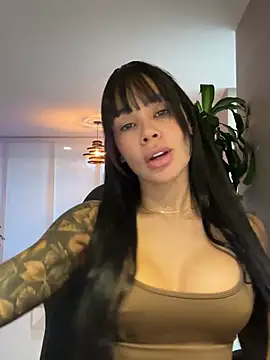 Karol Towers online show from 25, 2, 2025