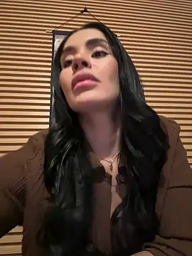 Karol Towers online show from 1, 3, 2025