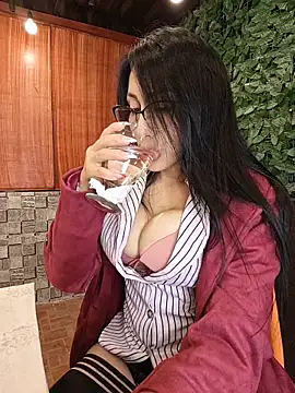 Isabellitasexi38 online show from 18, 5, 2026