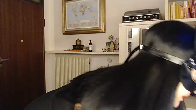 LasolitaAuri online show from 10, 2, 2025