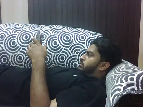 indihotguy online show from 4, 10, 2025