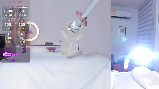 Maria Jones  online show from 11, 10, 2025