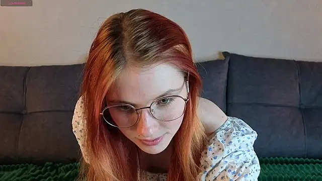 Snapshot of OhYumiYes chatting on 14, 6, 2026 OhYumiYes online show from 14, 6, 2026