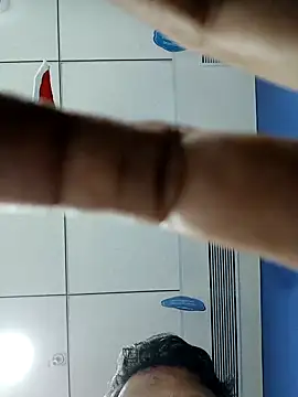 Snapshot of carria_homes chatting on 27, 12, 2024 carria homes online show from 27, 12, 2024