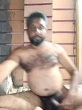 Snapshot of carria_homes chatting on 27, 10, 2025 carria homes online show from 27, 10, 2025