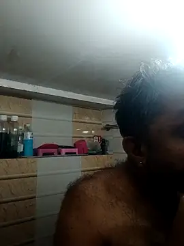 Snapshot of carria_homes chatting on 17, 12, 2025 carria homes online show from 17, 12, 2025