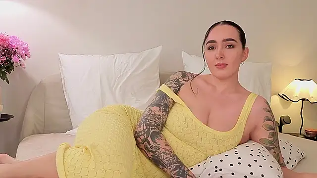 KimKhallifa online show from 18, 3, 2026