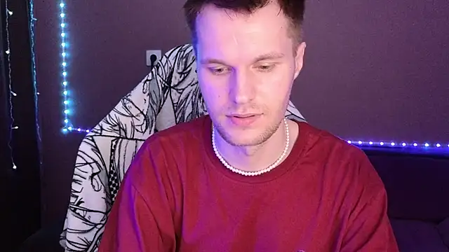 Snapshot of Leonnextdoor chatting on 28, 12, 2024 Leonnextdoor online show from 28, 12, 2024