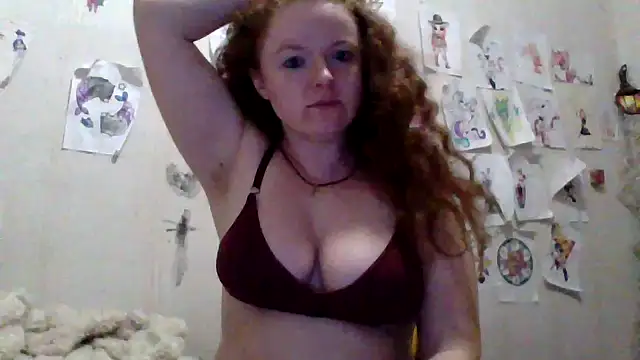 Snapshot of Rae_Jeannie chatting on 22, 3, 2026 Rae Jeannie online show from 22, 3, 2026