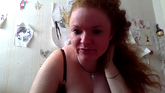 Snapshot of Rae_Jeannie chatting on 13, 4, 2026 Rae Jeannie online show from 13, 4, 2026