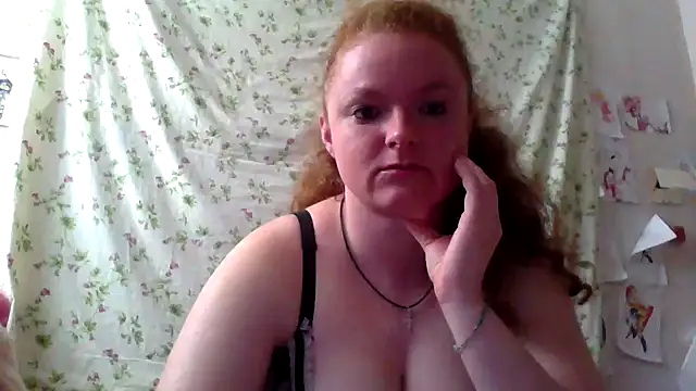 Snapshot of Rae_Jeannie chatting on 6, 5, 2026 Rae Jeannie online show from 6, 5, 2026