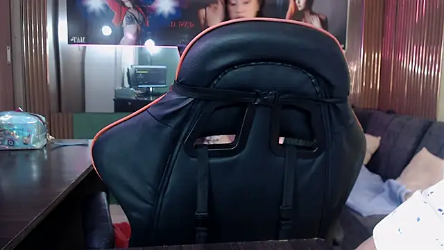 Snapshot of narendra_dayaramm chatting on 8, 11, 2025 narendra dayaramm online show from 8, 11, 2025