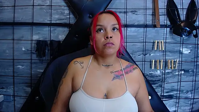 Snapshot of Alana_Roth chatting on 5, 10, 2025 Alana Roth online show from 5, 10, 2025