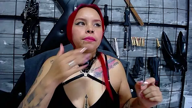 Snapshot of Alana_Roth chatting on 7, 1, 2026 Alana Roth online show from 7, 1, 2026