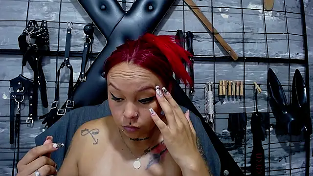 Snapshot of Alana_Roth chatting on 11, 2, 2026 Alana Roth online show from 11, 2, 2026