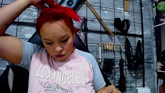 Snapshot of Alana_Roth chatting on 14, 2, 2026 Alana Roth online show from 14, 2, 2026