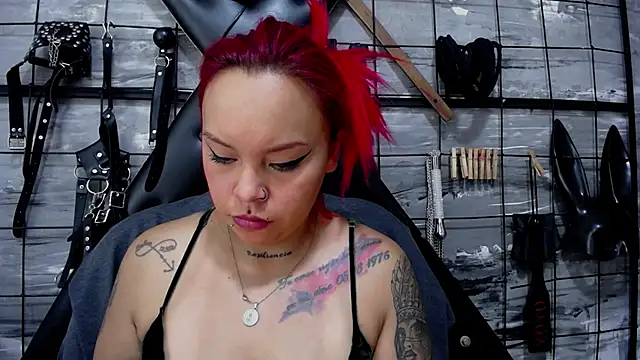 Snapshot of Alana_Roth chatting on 27, 2, 2026 Alana Roth online show from 27, 2, 2026