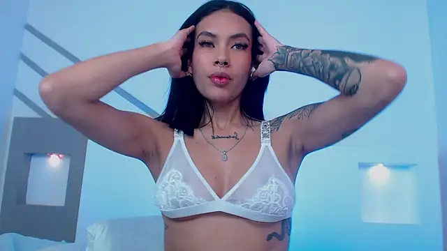 VenusEvans1 online show from 5, 1, 2025