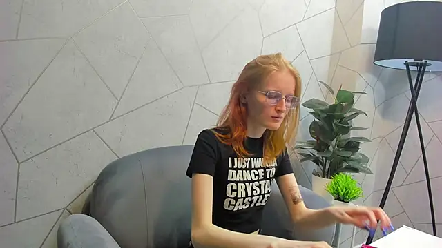 Snapshot of ElizabethHarpper chatting on 27, 2, 2025 ElizabethHarpper online show from 27, 2, 2025