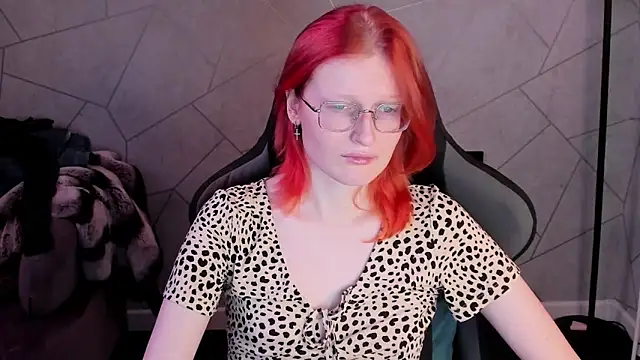 Snapshot of ElizabethHarpper chatting on 2, 2, 2026 ElizabethHarpper online show from 2, 2, 2026