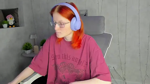 Snapshot of ElizabethHarpper chatting on 10, 2, 2026 ElizabethHarpper online show from 10, 2, 2026