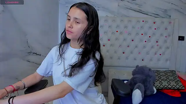 Snapshot of arissha_lee chatting on 6, 6, 2026 arissha lee online show from 6, 6, 2026