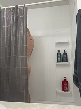 Snapshot of tcadle1824 chatting on 27, 12, 2024 tcadle1824 online show from 27, 12, 2024